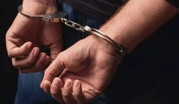 17 साल का 'टीचर' 13 साल की स्टूडेंट को UP से लेकर भागा, पुलिस ने राजस्थान में पकड़ा